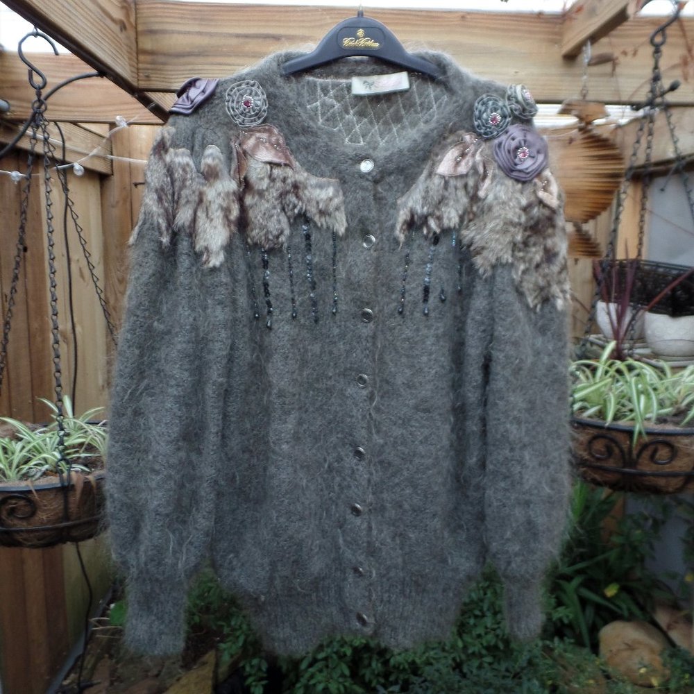 Vintage wool sweater – gray with fur & purple satin and velvet flowers & leaves
